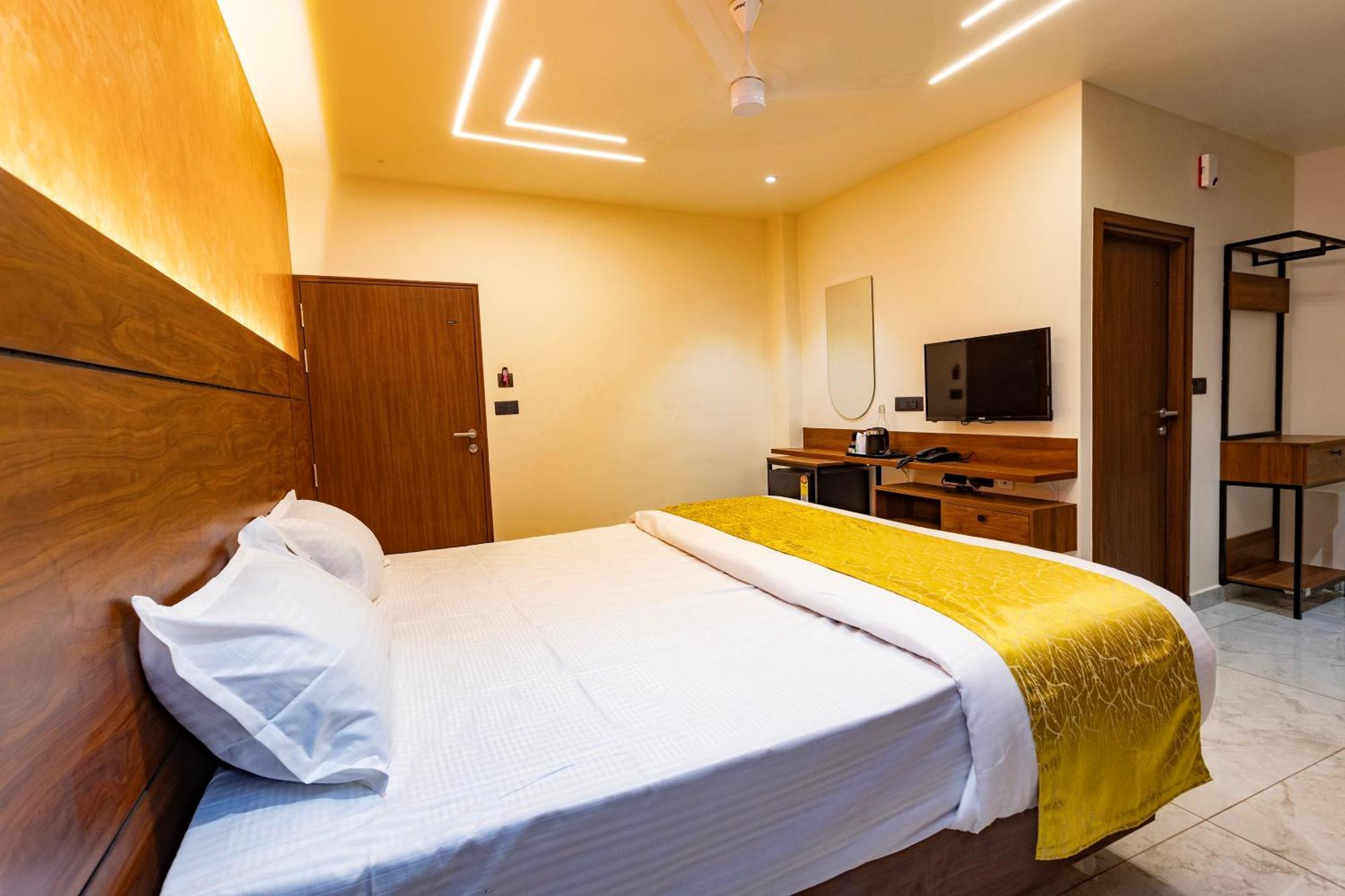Uphills Boutique Hotel Kallar Vattiyar Bagian luar foto