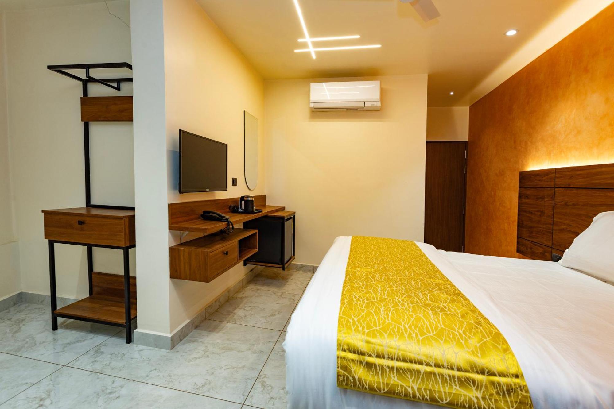 Uphills Boutique Hotel Kallar Vattiyar Bagian luar foto
