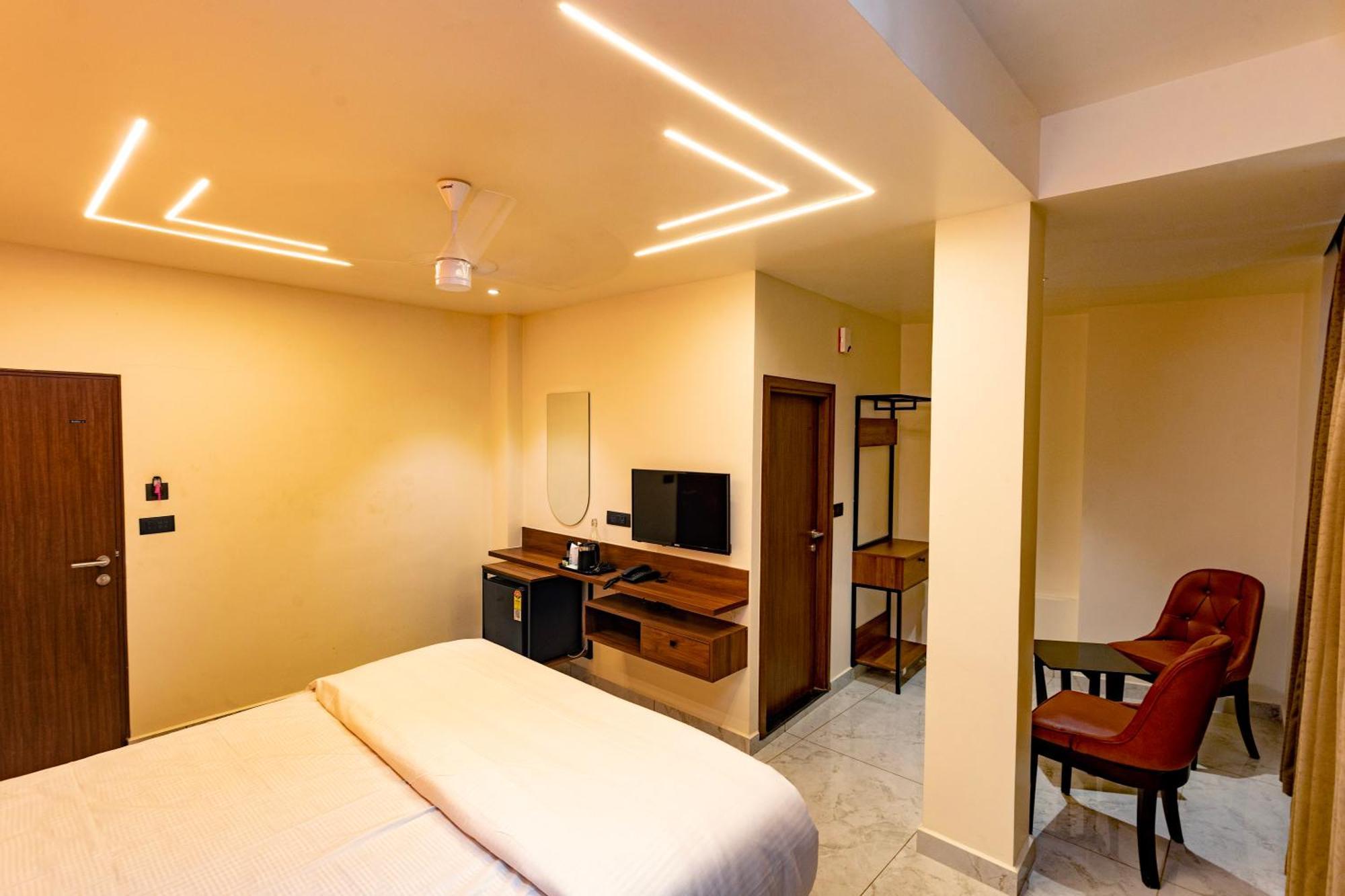 Uphills Boutique Hotel Kallar Vattiyar Bagian luar foto