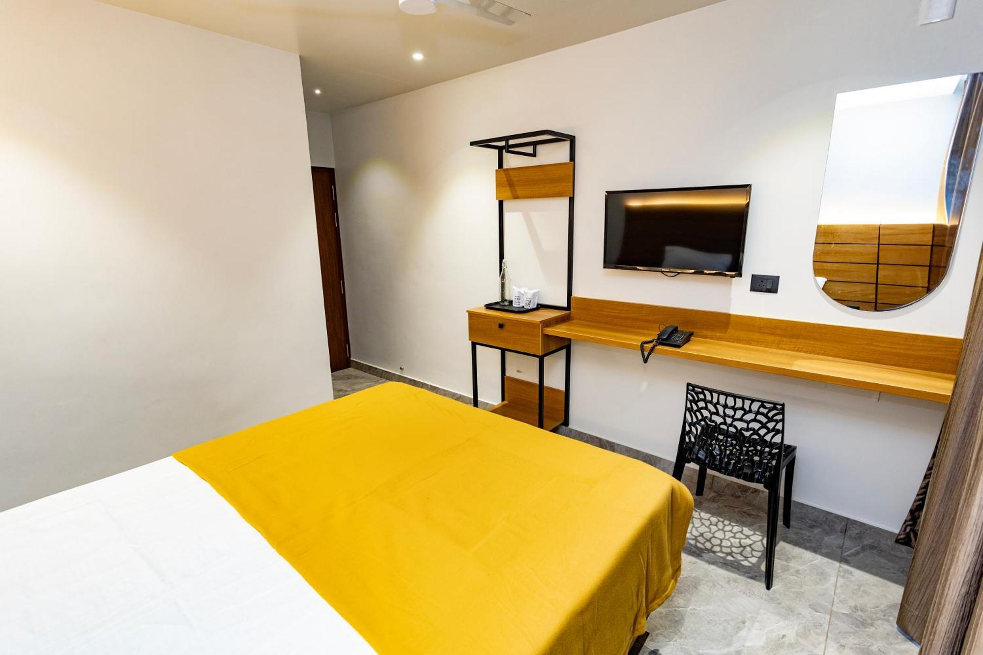 Uphills Boutique Hotel Kallar Vattiyar Bagian luar foto