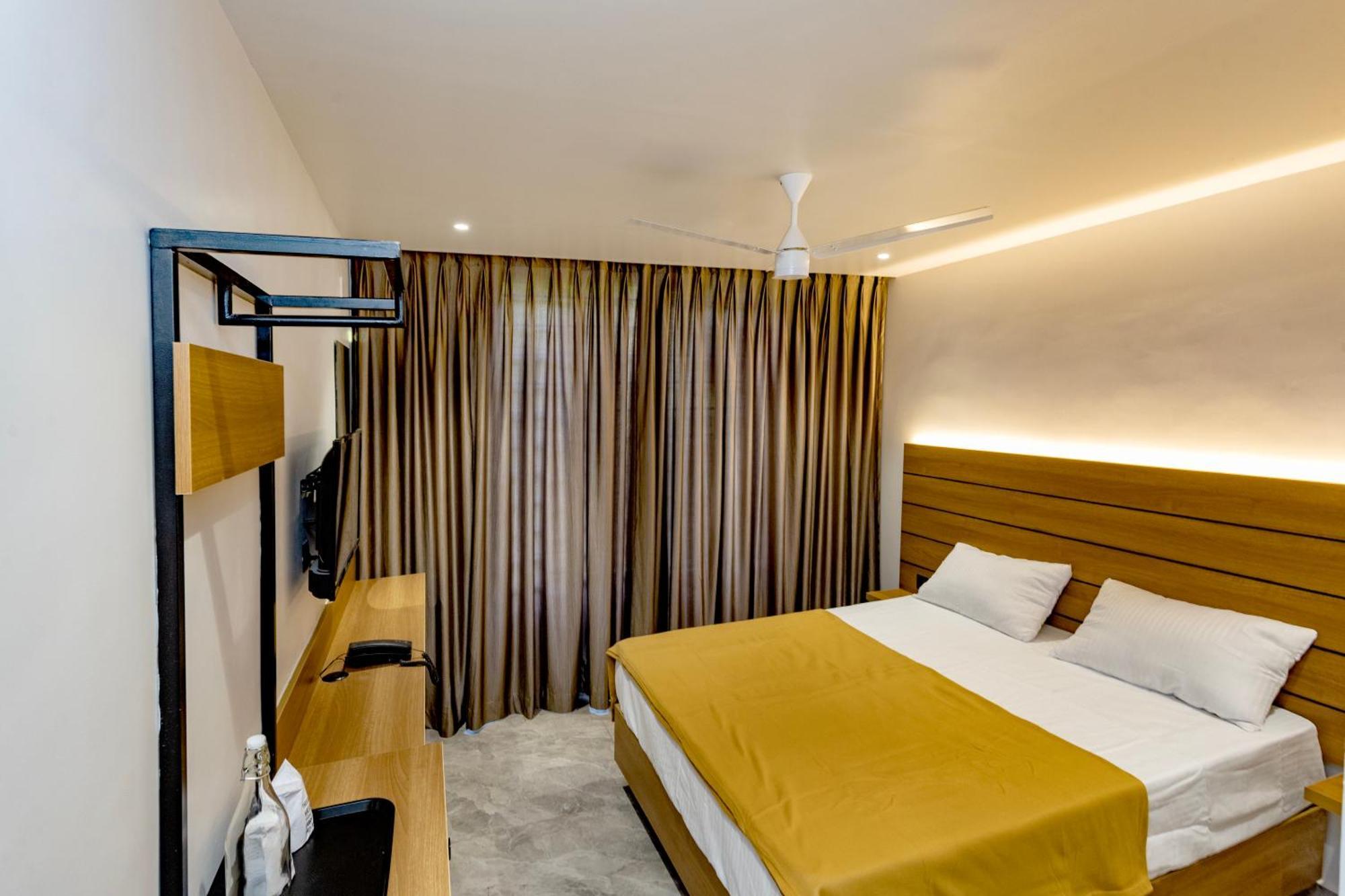Uphills Boutique Hotel Kallar Vattiyar Bagian luar foto