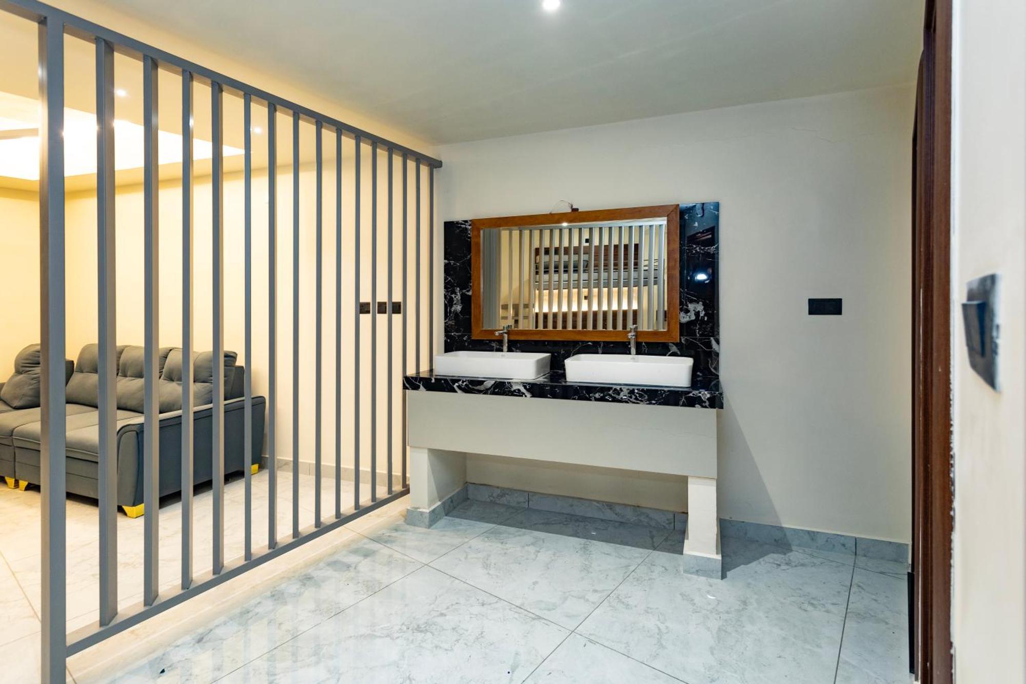 Uphills Boutique Hotel Kallar Vattiyar Bagian luar foto