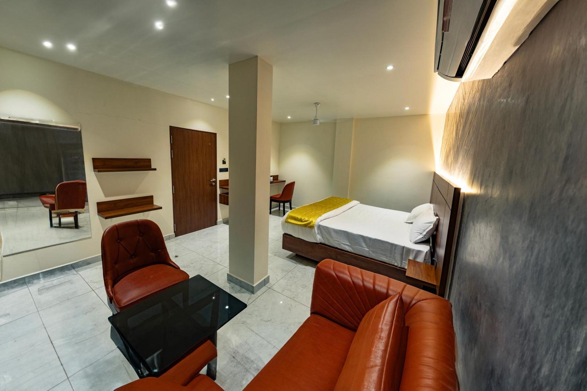 Uphills Boutique Hotel Kallar Vattiyar Bagian luar foto
