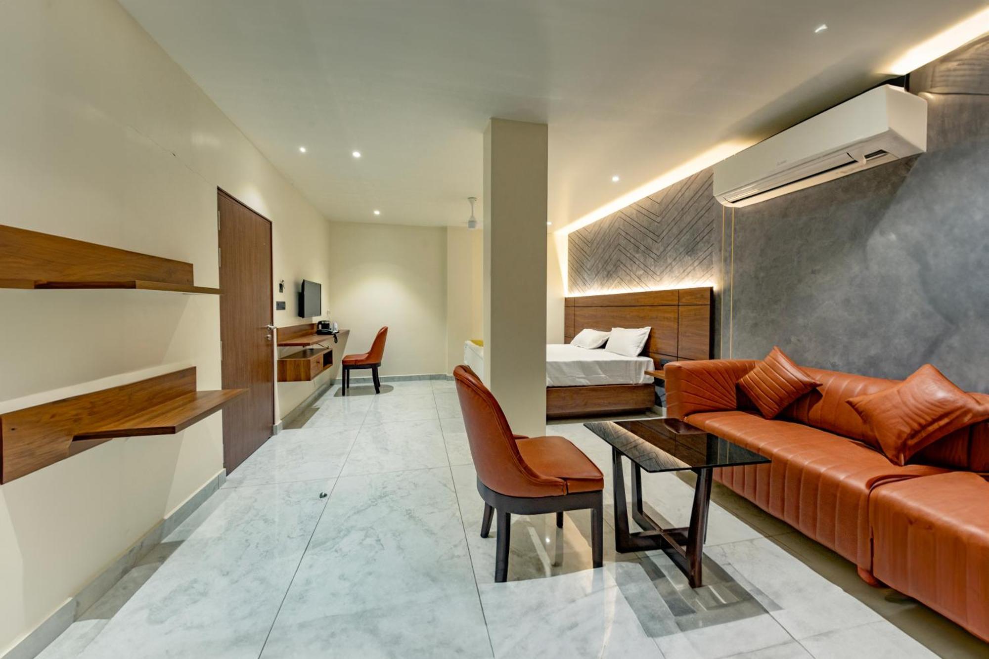Uphills Boutique Hotel Kallar Vattiyar Bagian luar foto